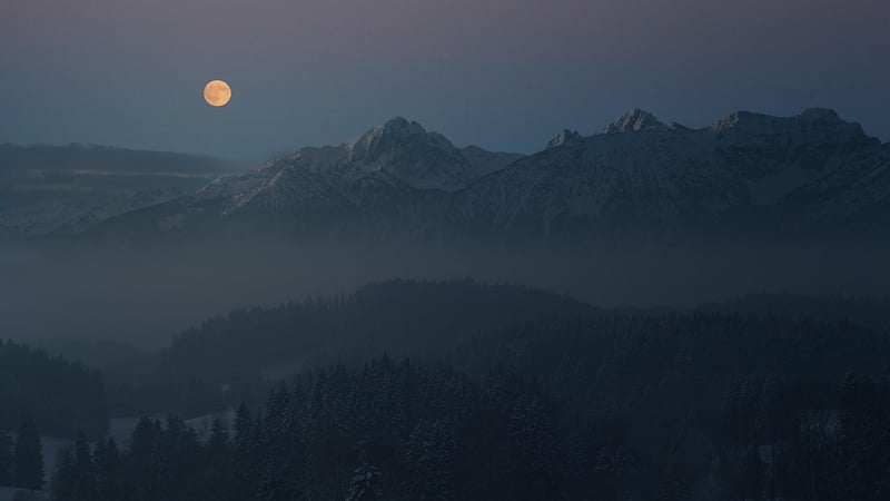 Moon Necklace